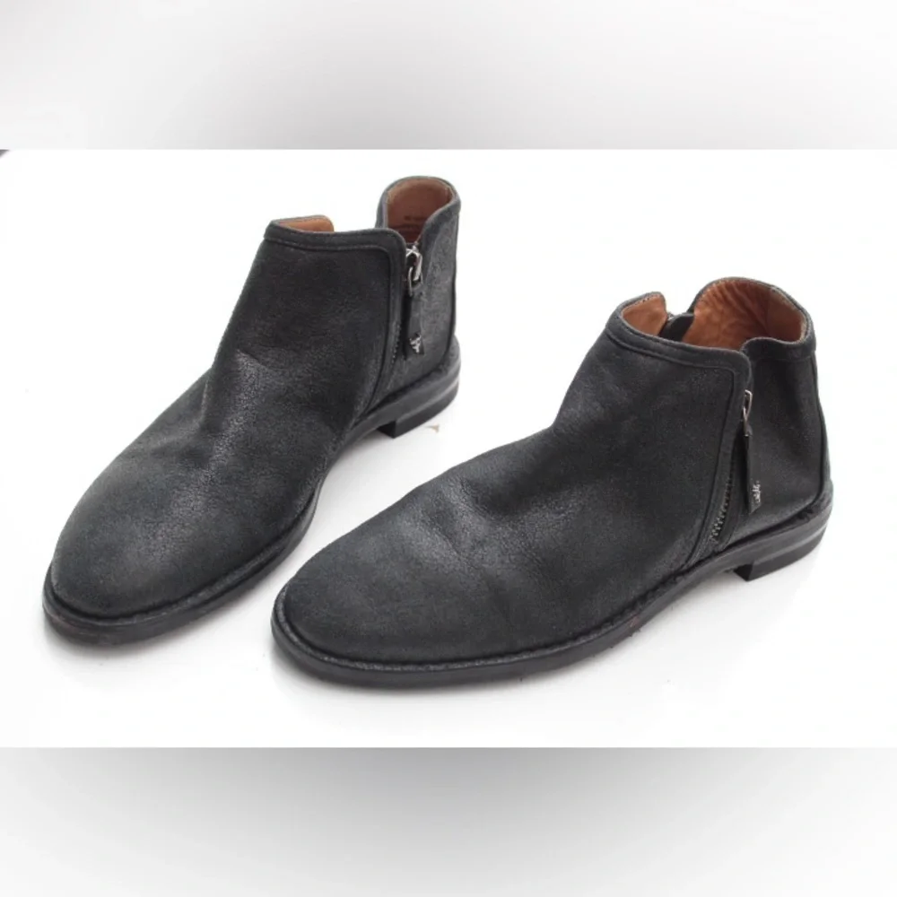 Trask Aubrey ankle boots